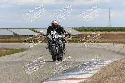 media/Apr-26-2024-TrackDaz (Fri) [[c4b677d280]]/B Group/120pm (Wheelie Bump)/